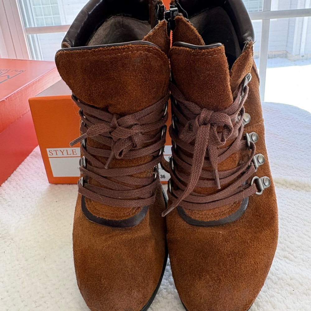 Miz Mooz Women Steffy Chestnut Suede Lace-Up Ankle Boot Size 36 US 6 - Picture 4 of 10